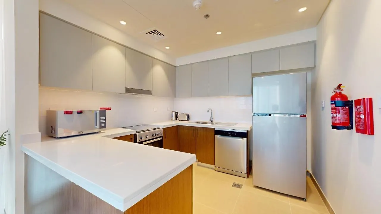 Forte Tower 2 - Glamorous Three Bedroom Dubai